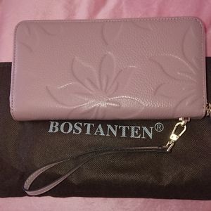 NWOT Bostanten Leather Wallet